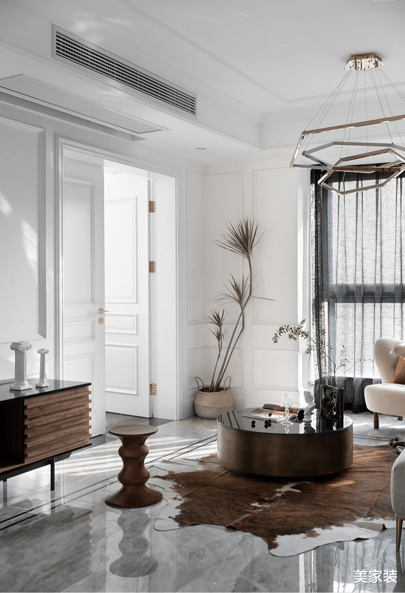 音乐人士的家,运用黑白色调搭配,创造温馨舒适之家