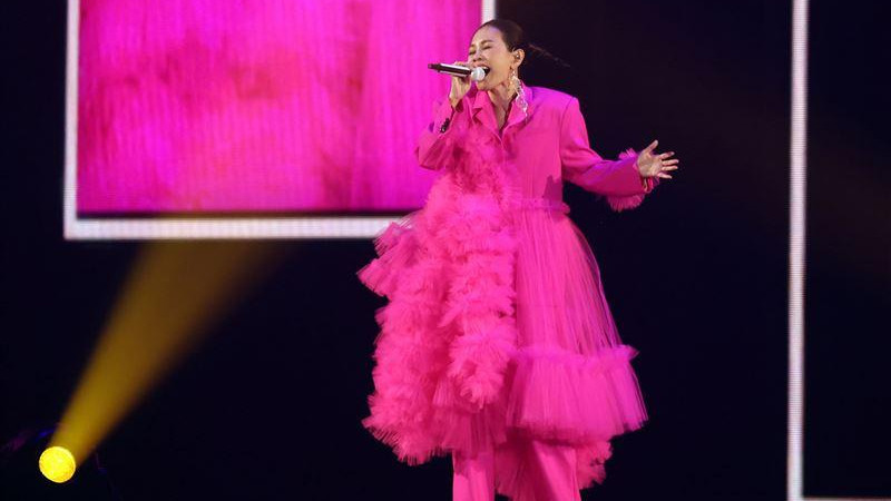 黄嘉千|彭佳慧开唱黄嘉千哭到掩面 心疼姐妹离婚献唱分手快乐