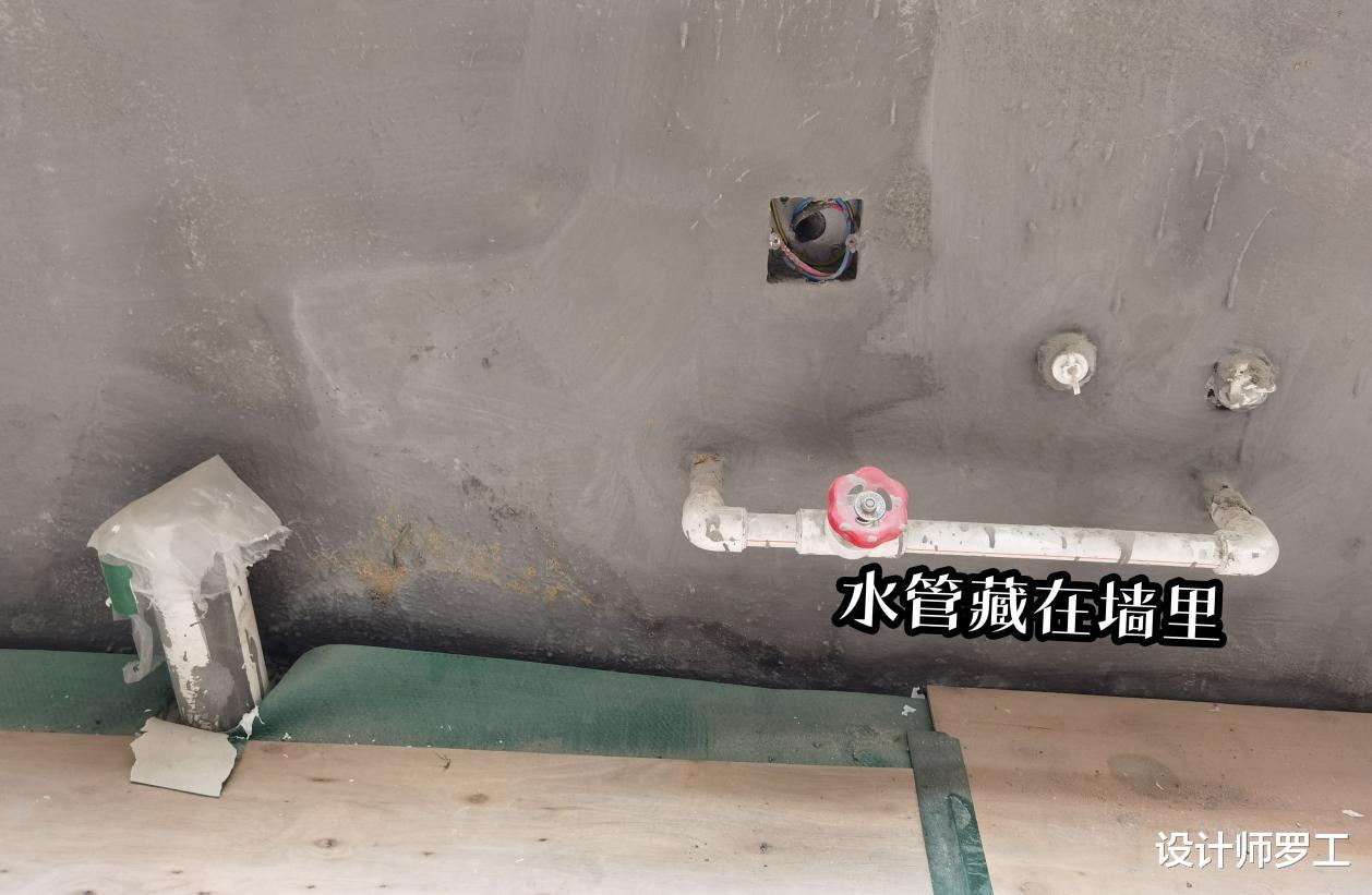 每年雨季一到,家里“到处发霉”?教你2招,霉斑自动消失