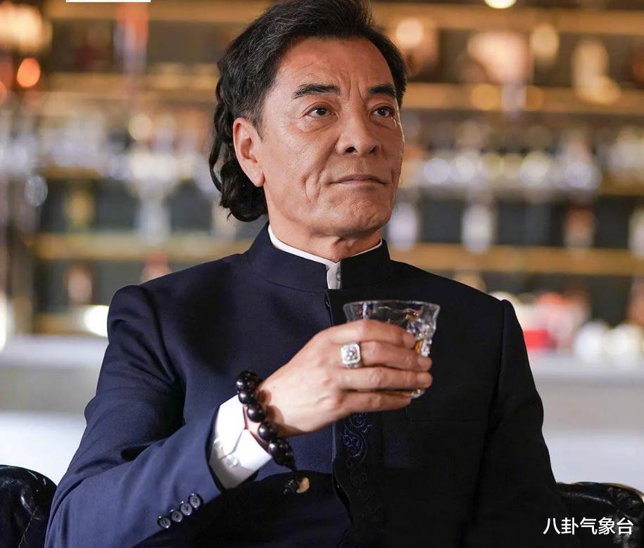 刘威|《风吹半夏》刘威，抛弃杨若兮转头娶化妆师，老来得子养育难