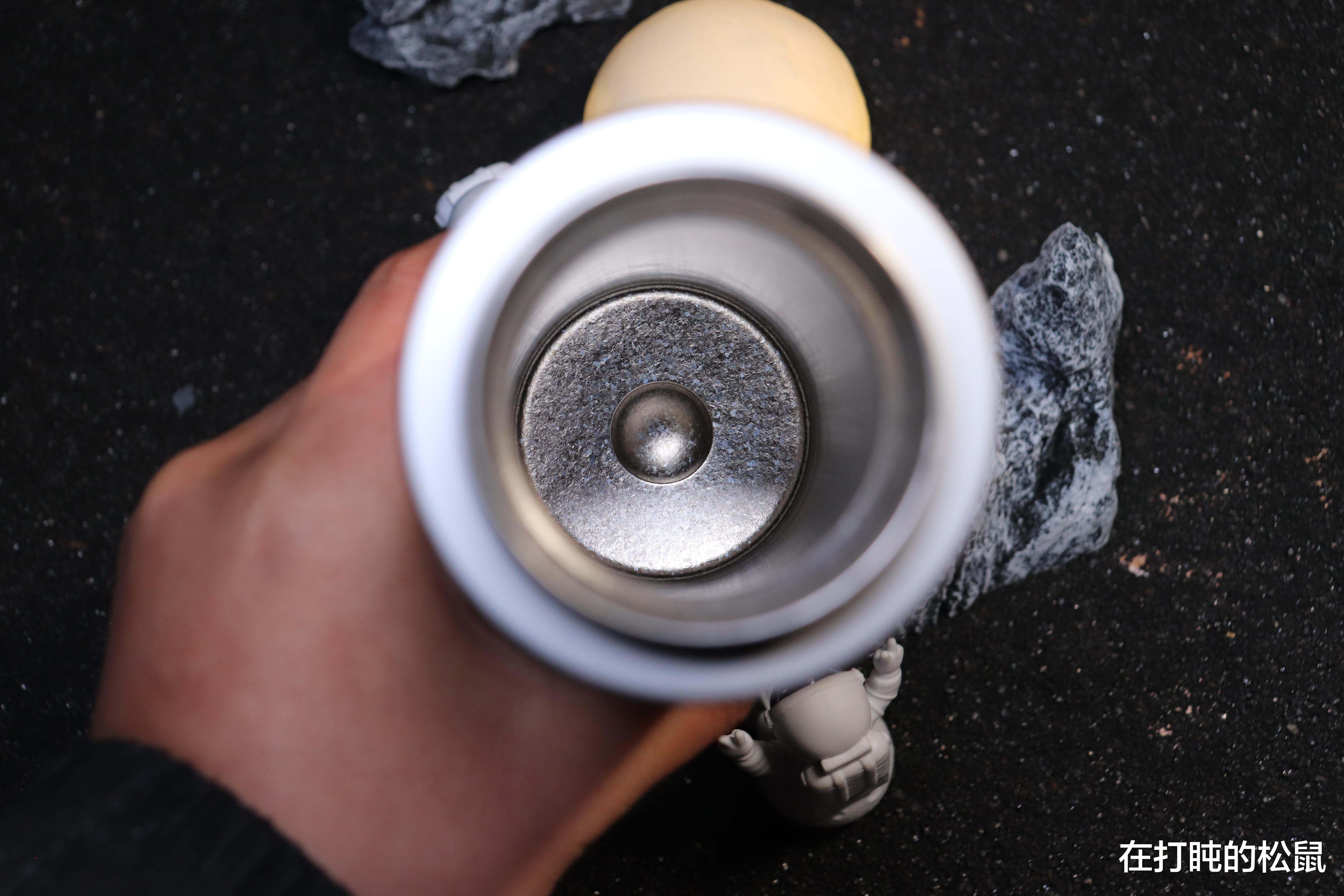 米家|日常出行携带好物，米家保温杯Ti体验：重量超轻，保温性能好！