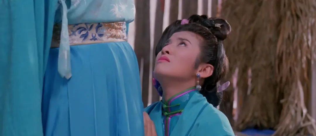 人物设定|内娱女星直播开黄腔,拗人设用力过猛,离谱得粉丝都看不下去