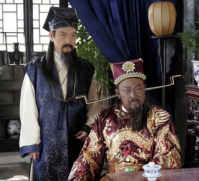 包青天|有人数过金超群版的《包青天》拍了多少集么？有谁看完全部的呢？