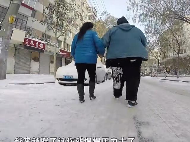 医院 因为和老婆离婚，小伙暴涨510斤，却因街舞成为“最灵活的胖子”