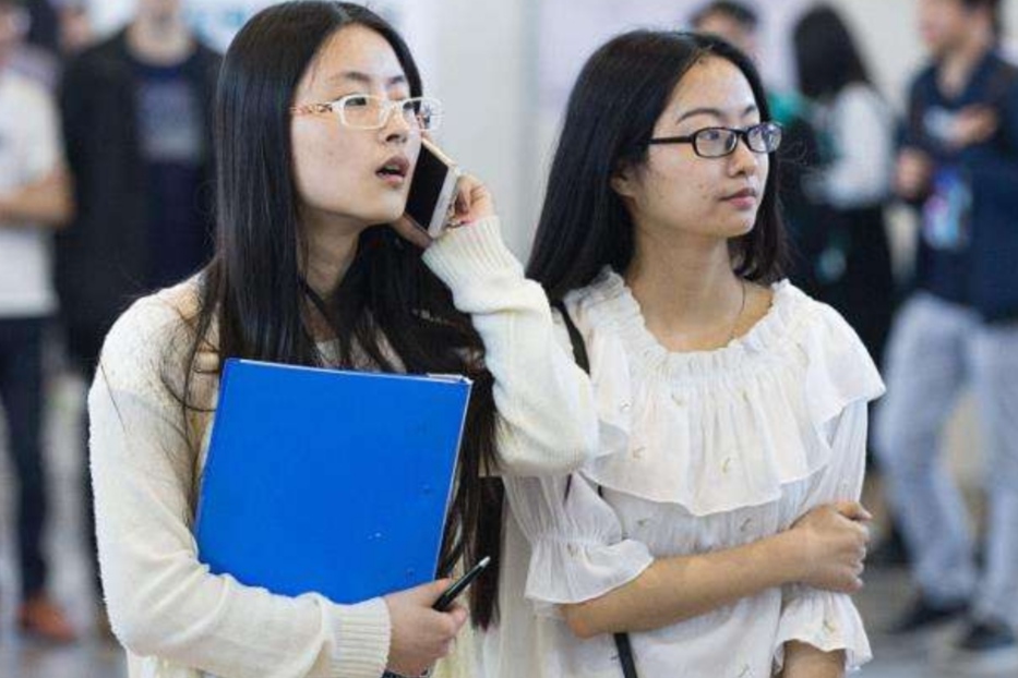 hr|大公司HR直言：“三无学生不招”，这番话打醒了多少装睡的人？