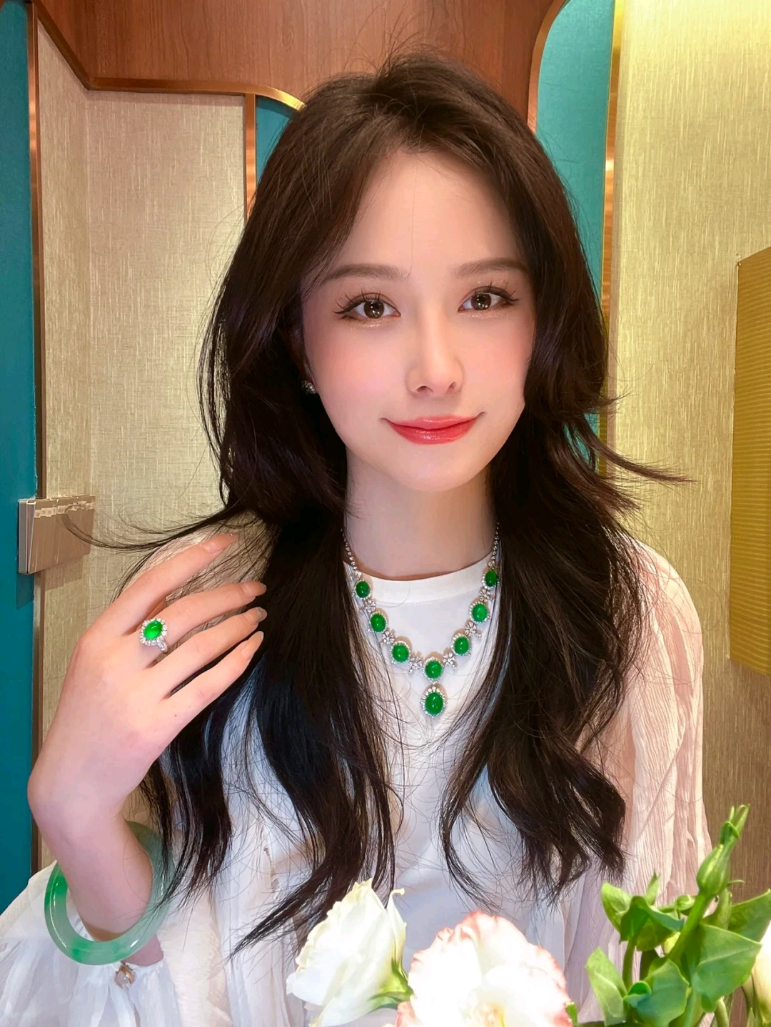 翡翠|翡翠新骗局：锡纸造假+薄水料？