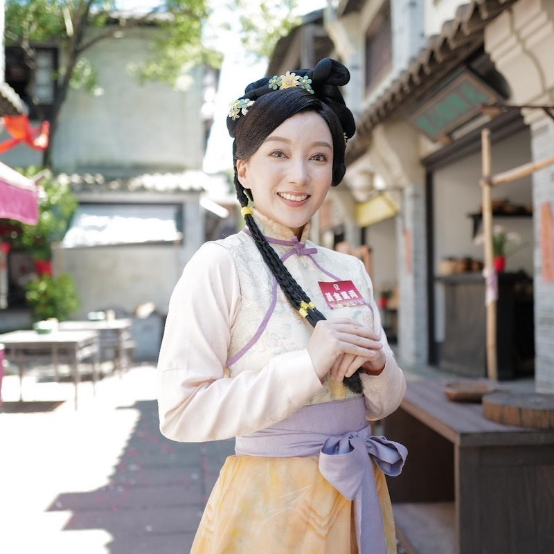 香港小姐|曝知名港姐为内地导演产子,全程保密生产才公布,男方身份引热议