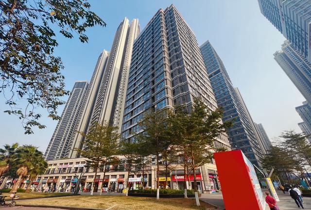 设计师|实拍“广钢新城”：广州密度最高的住宅区之一，房价却并不便宜