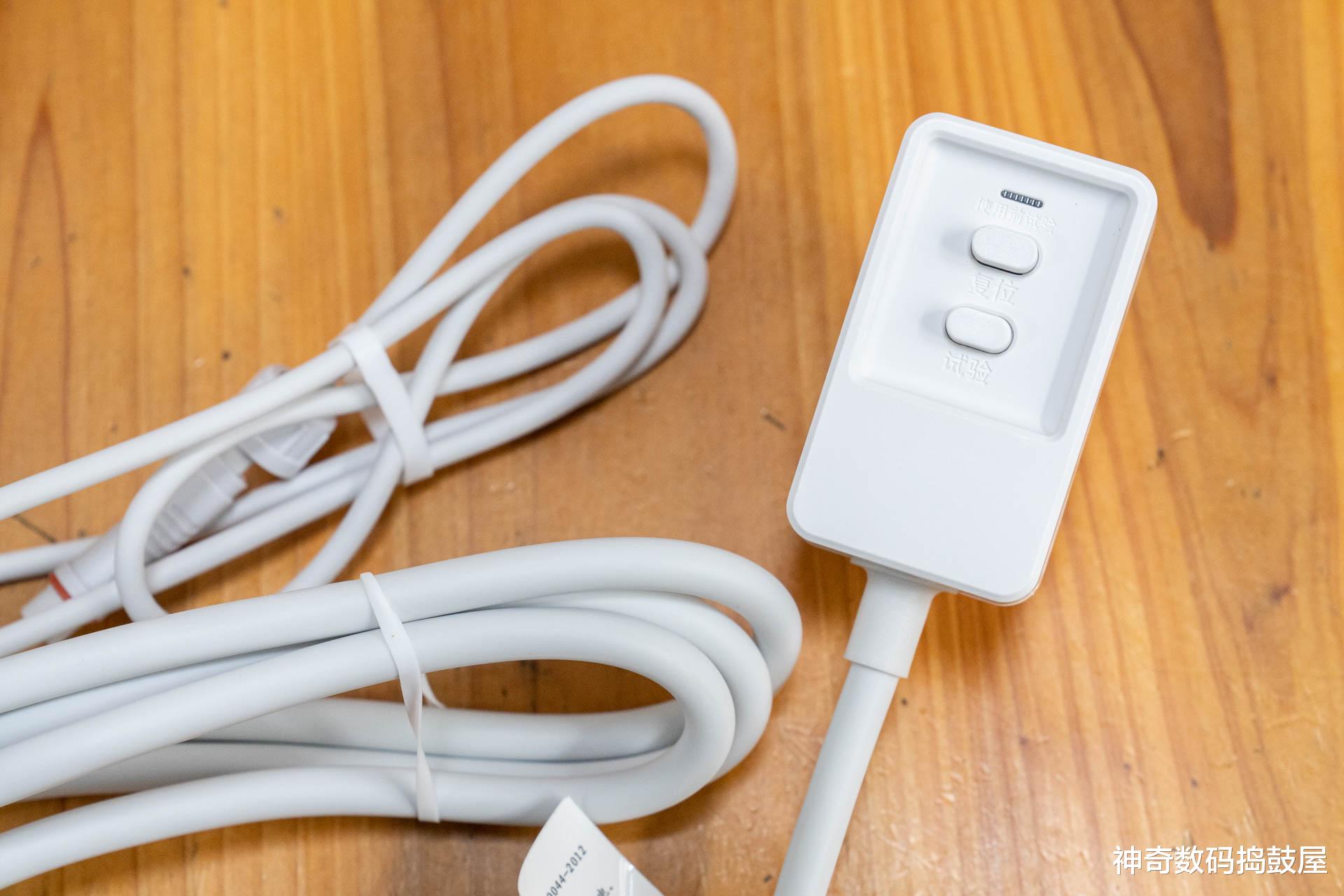 净水器|家里厨房选择即开即的热净水器,能有多方便?小米即热净水器Q600