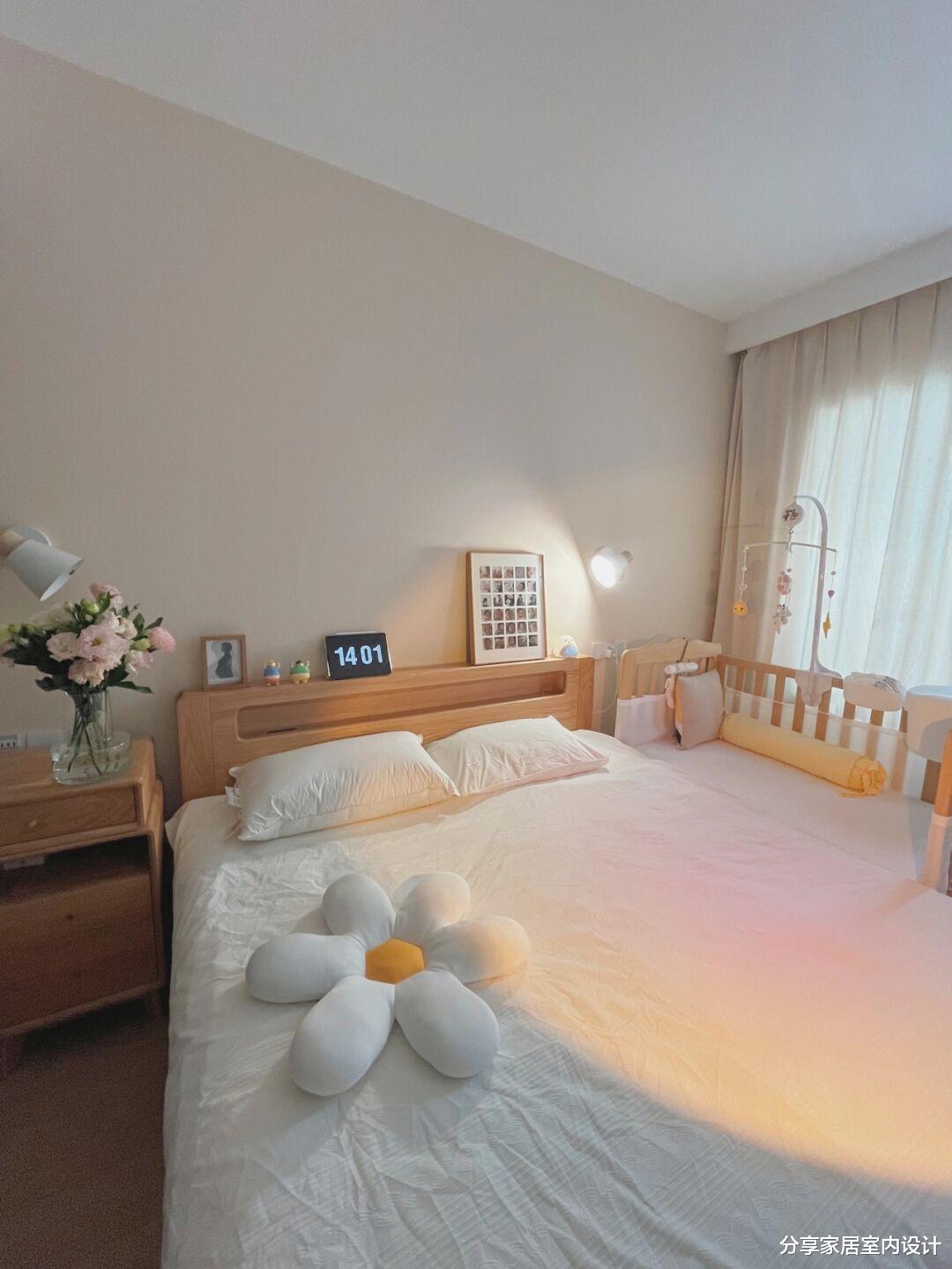 温馨的原木小三房,全屋极简实用,生活太精致了,给大家分享一下