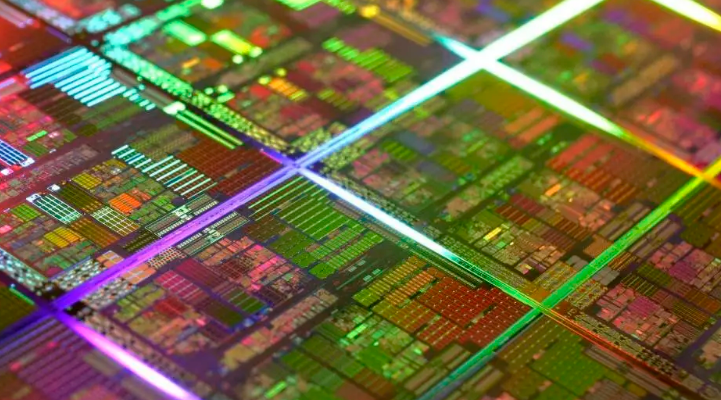 MacBook Air|慌了?美芯片方案正式出炉,超3000亿元补贴