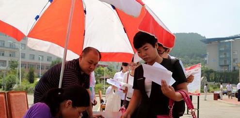 |为何“考公”队伍里,几乎很难遇到985、211毕业生?并不是看不上