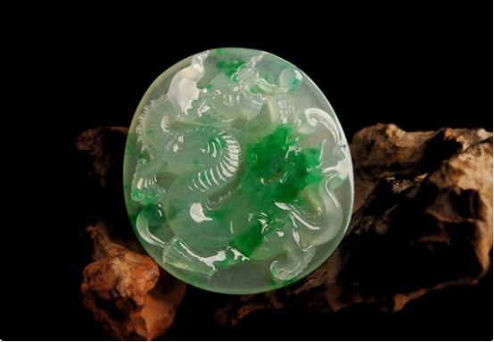 翡翠|翡翠是有灵性的!