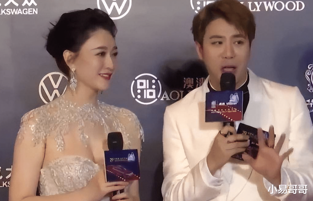 |难怪富豪老公愿意等她16年，看到46岁李小冉的身材，谁不迷糊