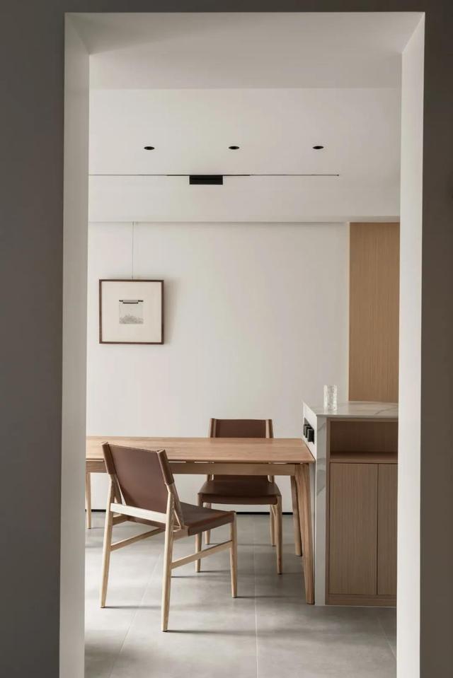 她家“减法装修”火了,全屋敞亮又高级,还有超强收纳,晒晒!