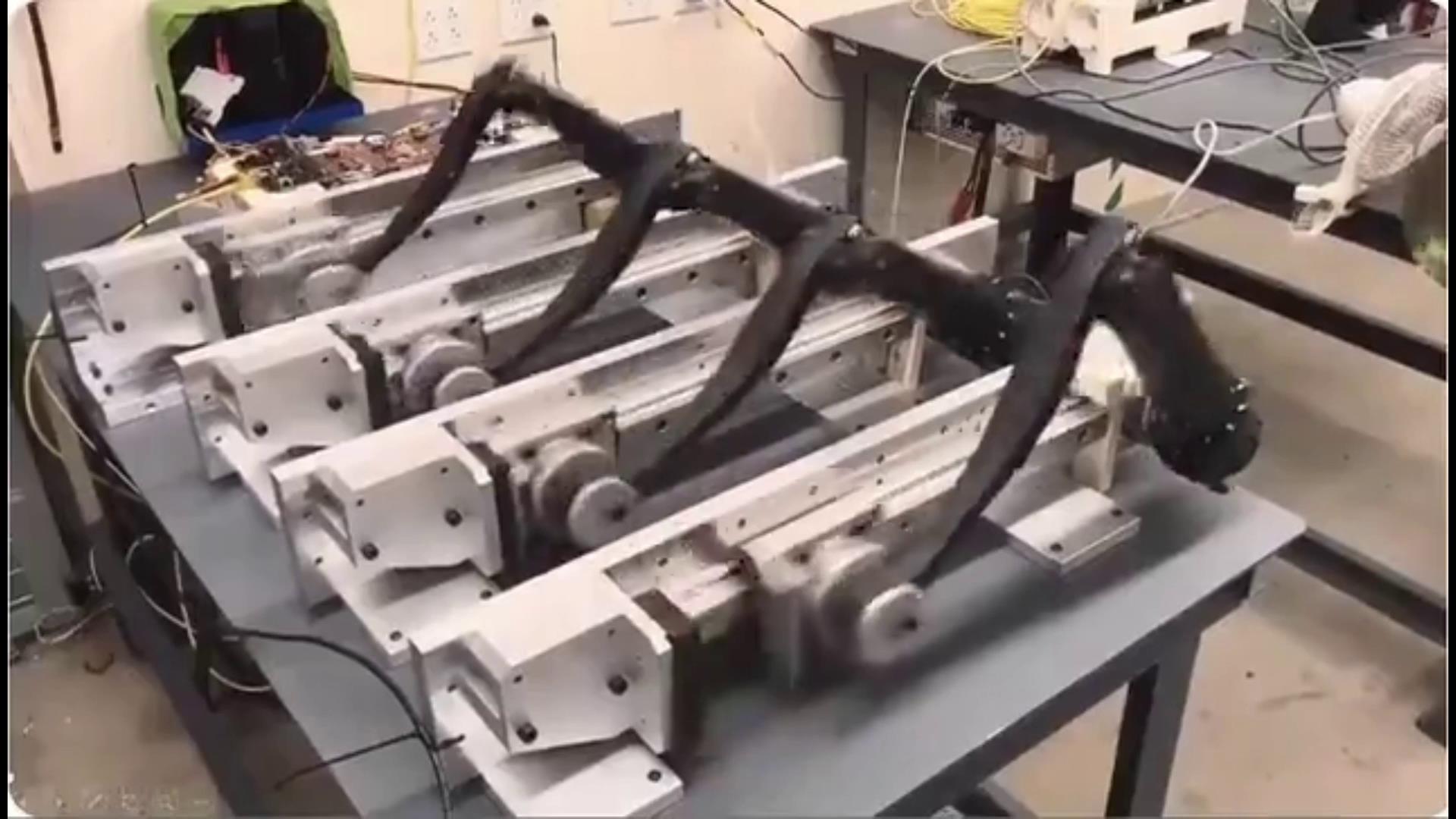 波士顿动力|嘲讽国产军用机器狗抄袭波士顿动力源代码的人,醒醒吧