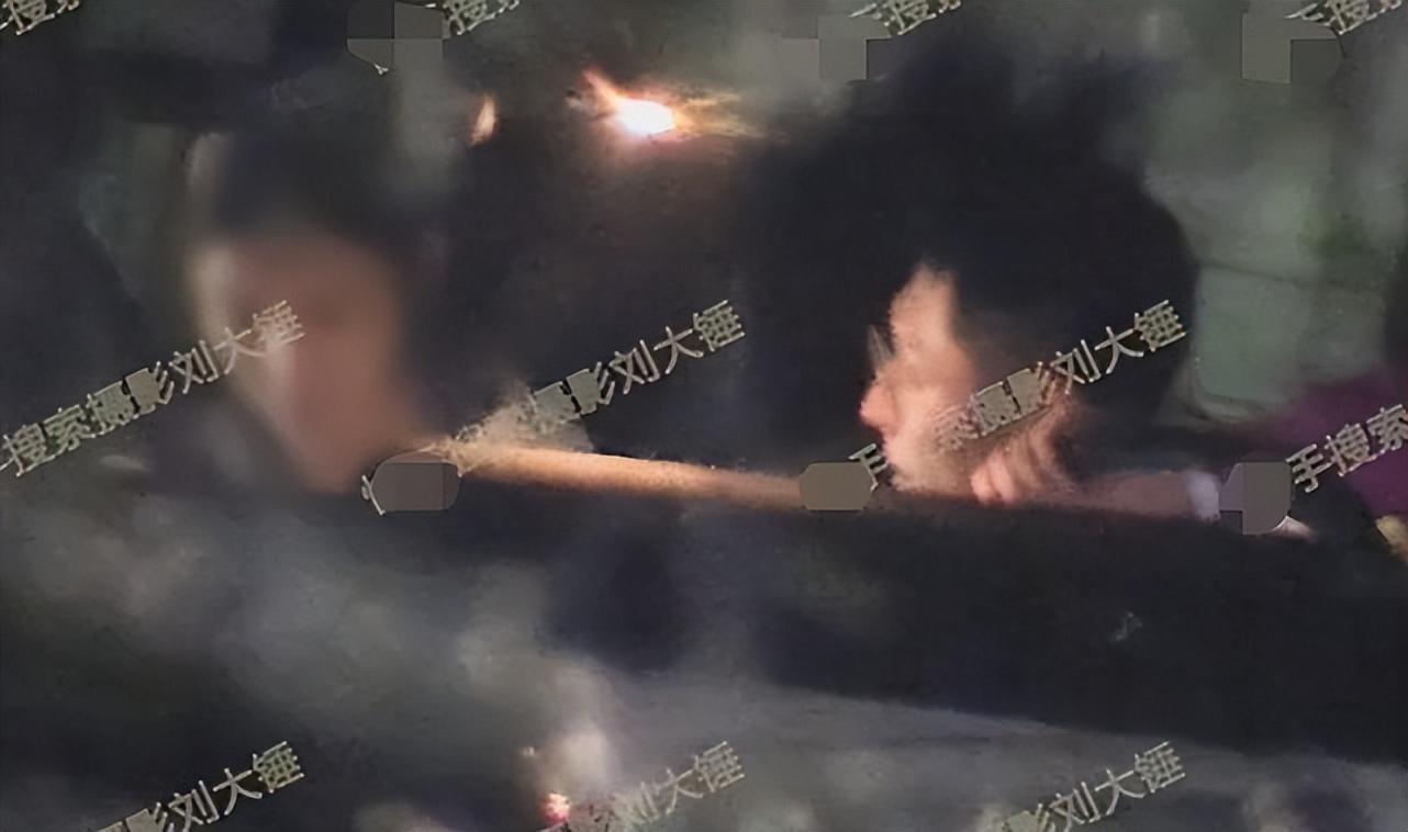 张嘉倪|张嘉倪老公买超疑出轨!与女孩酒店共度5小时,女方一双长腿抢眼