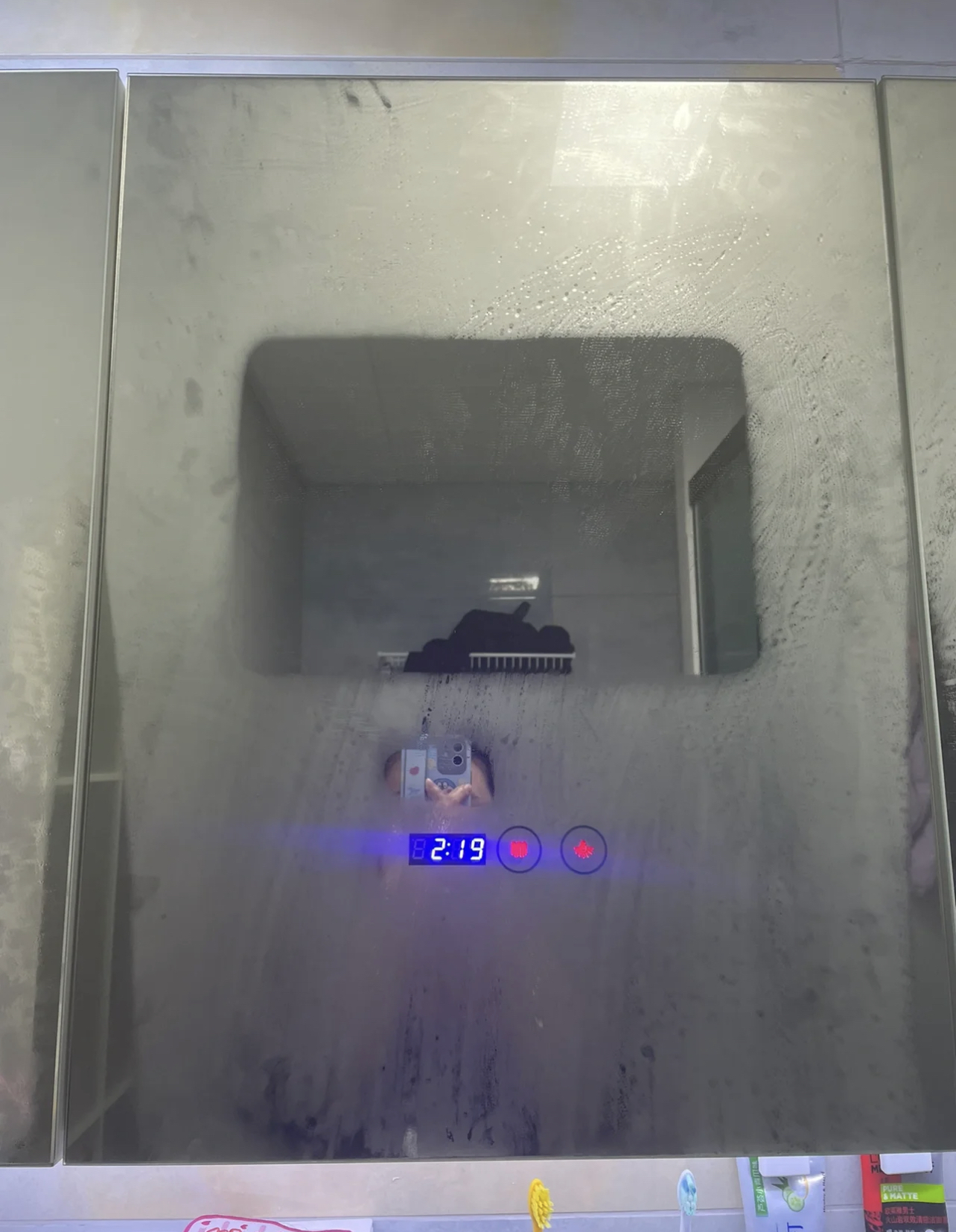 不切实际!这10个卫生间设计,纯属设计师自嗨,用起来槽点太多