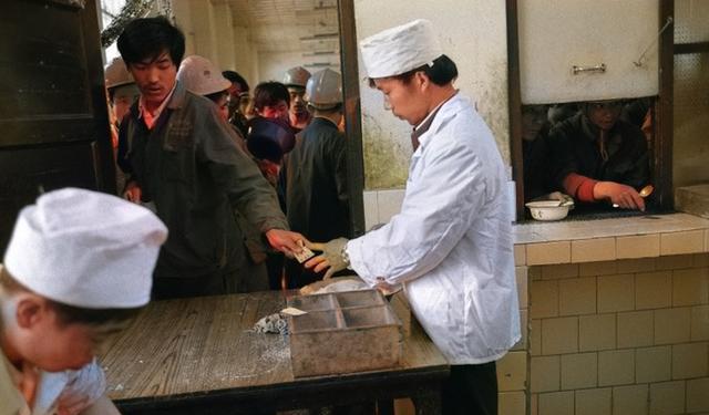 秘鲁 老照片：1984年的武汉，这些曾经熟悉的生活场景你是否还记得？