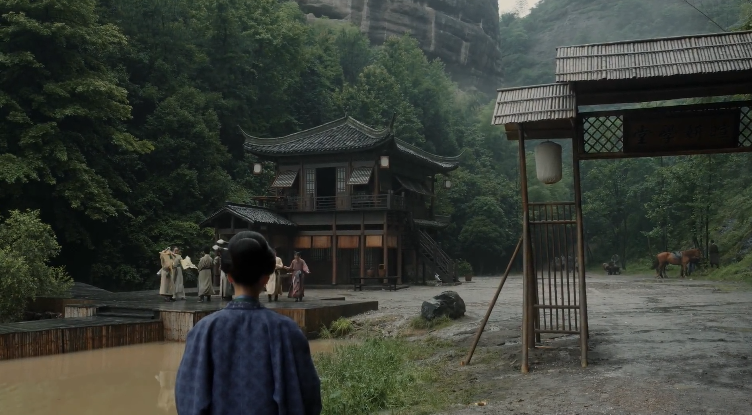 横店|再美也经不起这样薅啊……