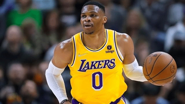 NBA疯狂一夜！5位球星签约达成！都有谁呢？