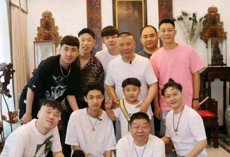 郭德纲|曹云金、何云伟都承认师徒关系,为什么郭德纲不召回?三点原因