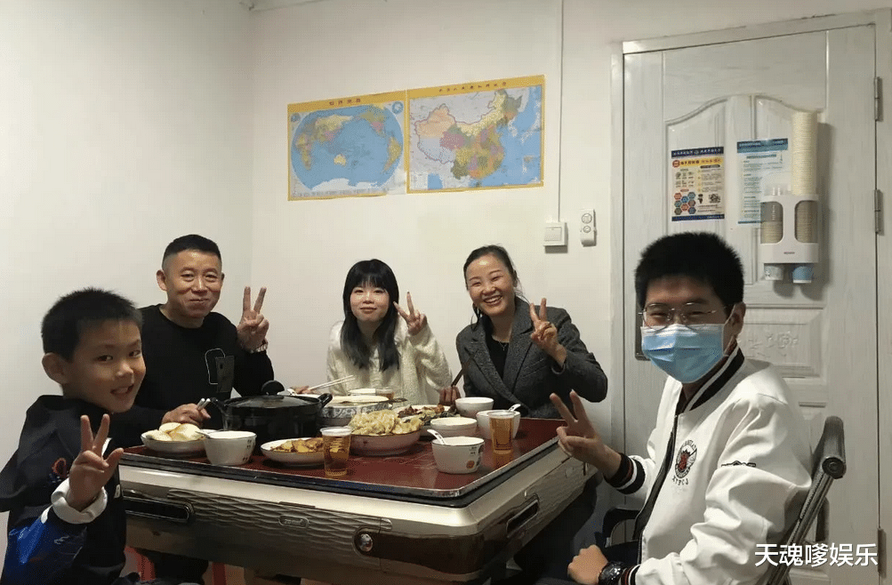 恩情|孙卓深夜有感而发，改简介称忘不了买家养育之情，未来会报答