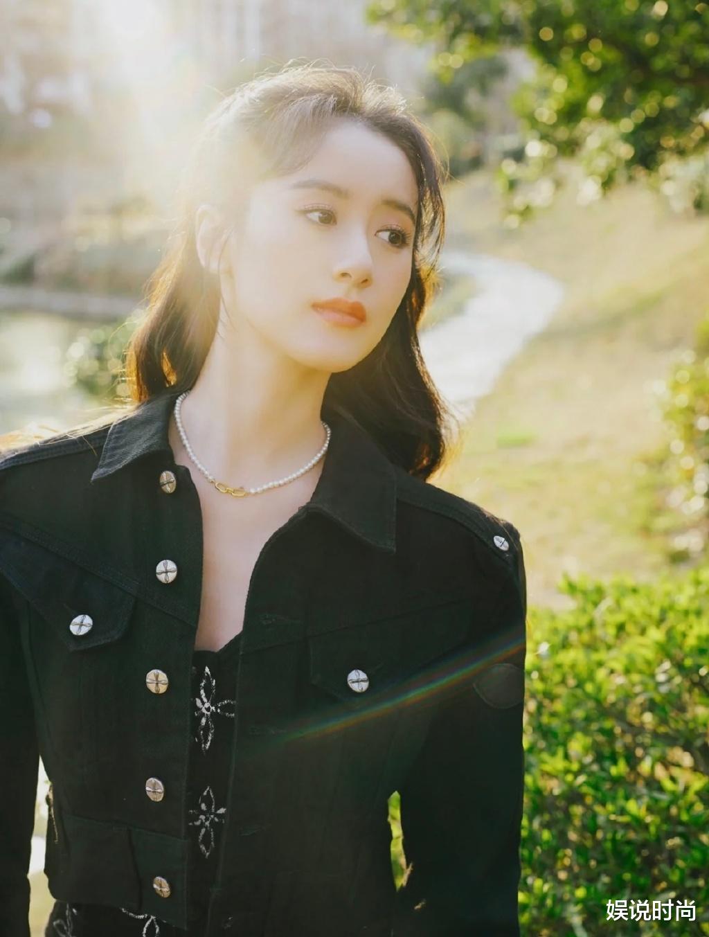 张雨绮|?袁冰妍和张雨绮撞衫！一个甜辣有型一个洋气高级，她的表现更好