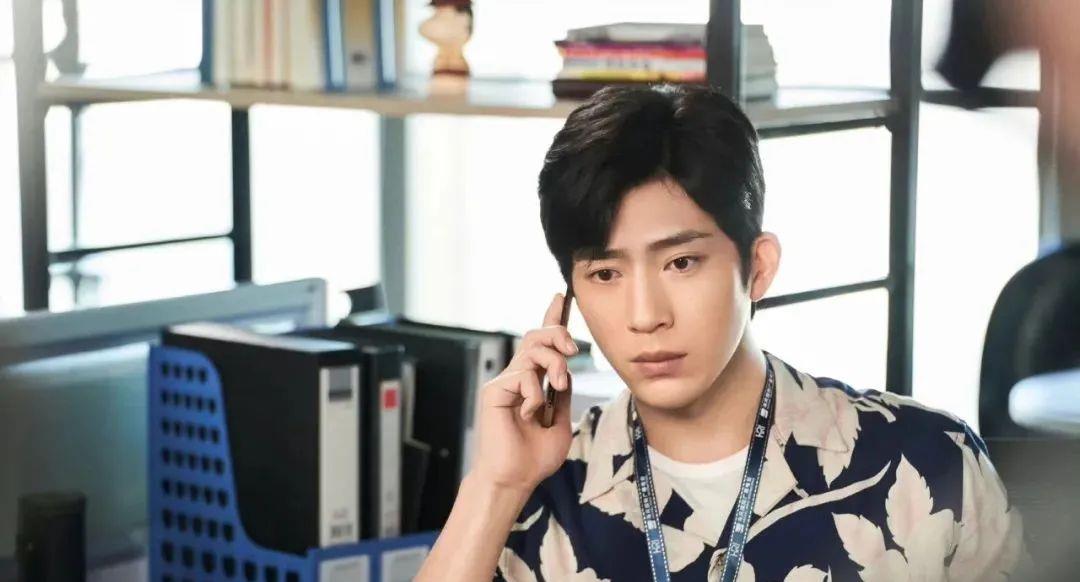 大学生|同是心理师，为什么《沉睡花园》“躺赢”？