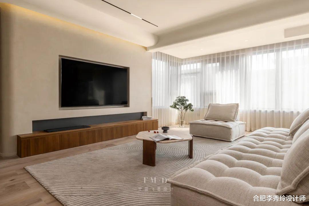 单调单调太单调,别再跟我提大白顶了,还是换了弧形吊顶,绝美