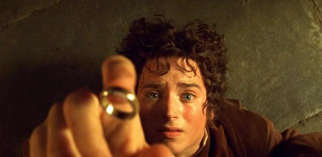 指环王|《指环王》热映21年：4个霍比特人沧桑认不出，两位老戏骨已去世