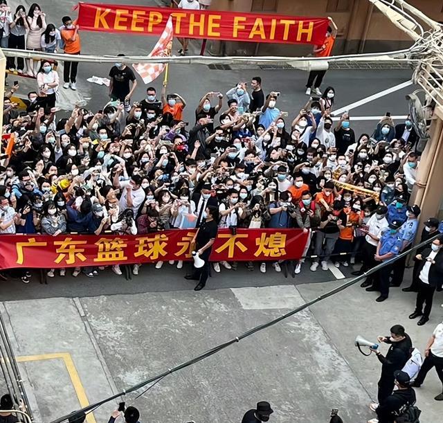 广东男篮|不错！CBA广东男篮开总结会，探讨大外援人选，CBA老熟人成首选