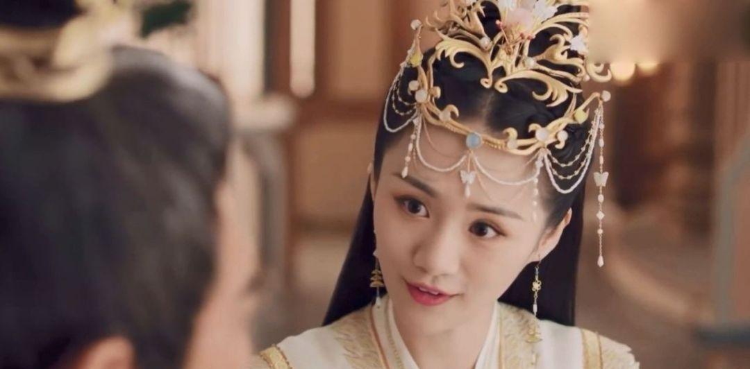 以爱为营|说换就换？王鹤棣《以爱为营》女配换成安悦溪，是小配角抢戏？