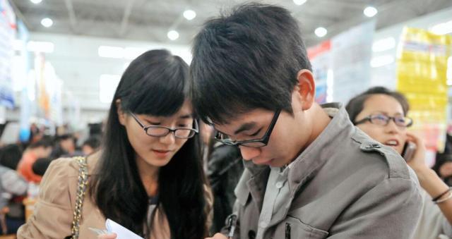 高校|应届生“不爱”北上广，反而偏爱“新一线”，真是聪明的选择