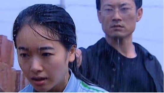 芮小丹|苪小丹泣声问：“为什么？”丁元英答“此生得你红颜知己，足以”