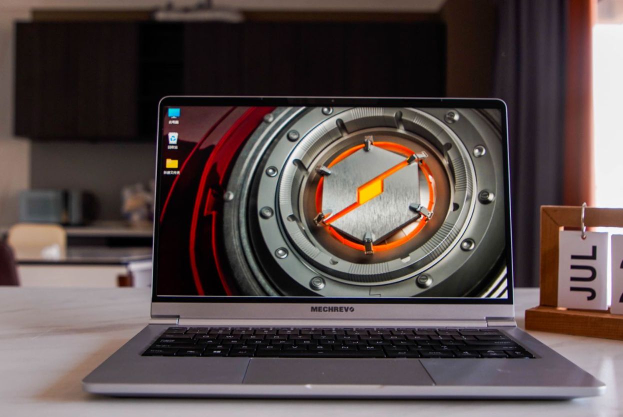 伊隆·马斯克|早完成任务才能摸鱼，选对办公本确实很爽！