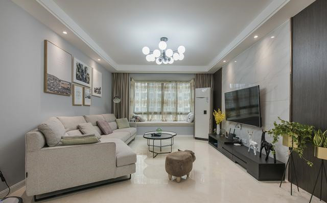 不顾家人反对,老婆坚持用黑白灰装修,看到效果,朋友说我赚了