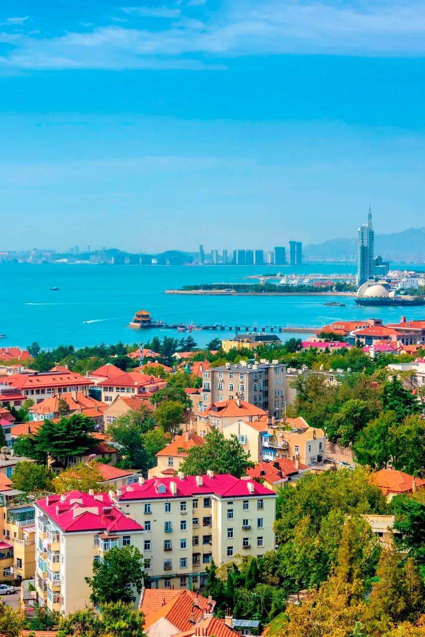 |这座宜居Top1的海滨老城,一到夏天,就美得让人欲罢不能