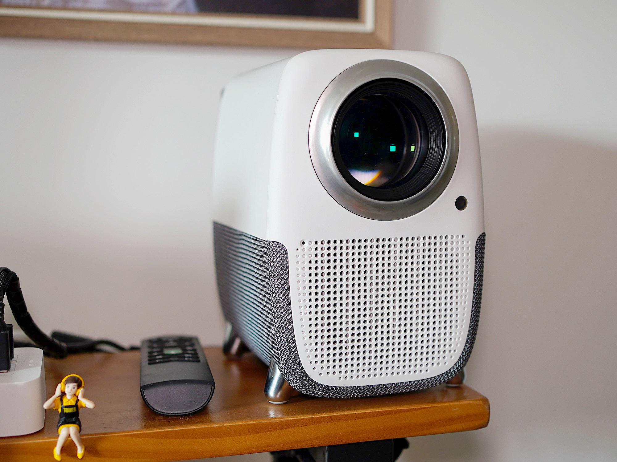 投影仪|花了2k元组入门投影,和电视共存,终于可以春节在家看电影了!