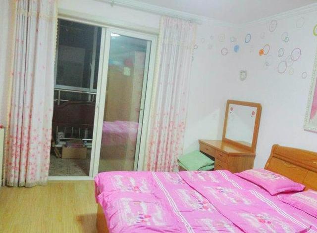 农村婆婆来给我们带孩子，看着我们租住房子，竟说我们住的窝囊？