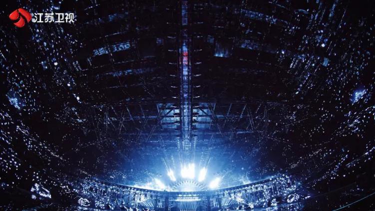 明星|六台跨年晚会综述：卫视炒作虚假收视率，明星跑调、假唱普遍