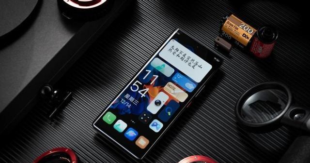 努比亚|努比亚也有性价比,骁龙8G2+人文主摄+80W闪充,256G内存仅3099元