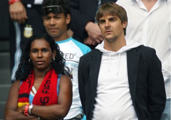 德国队|职业生涯生不逢时，出道很高结局凄凉，德国足坛损失一大天才