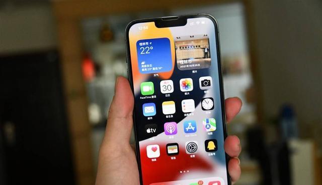 iPhone|目前很值得买的3款苹果手机，跌至超低价，入手非常划算！