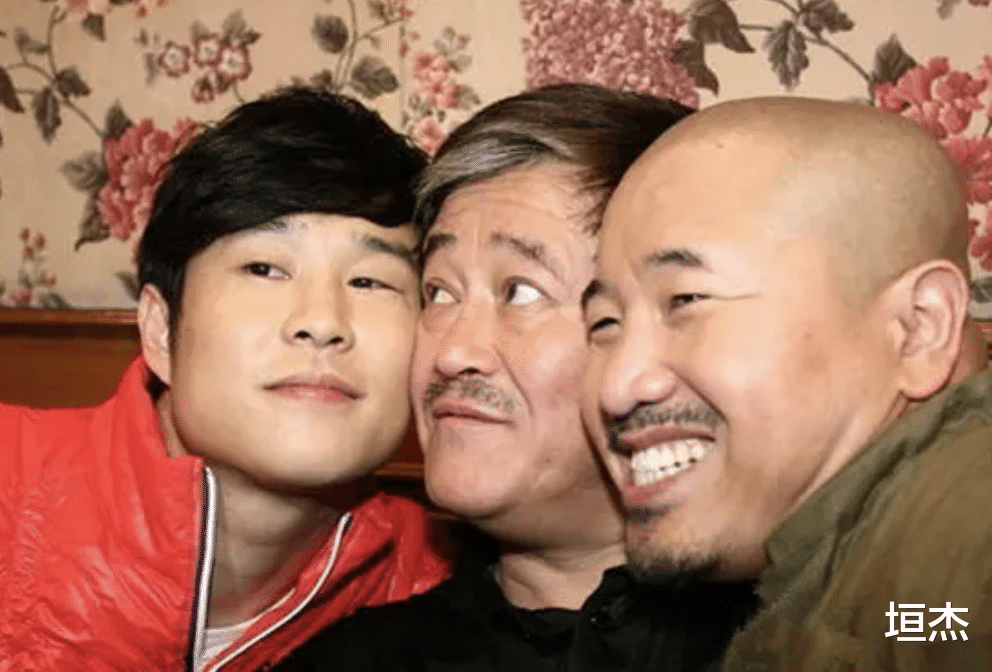 张若昀|王小利与前妻相伴7年离婚，再婚娶了李琳为妻，如今苦尽甘来