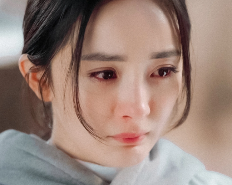 杨幂|杨幂凭《谢谢你医生》再次大火,不仅演技获好评,还带火一句台词