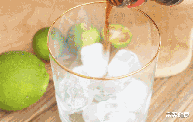 肝癌|真是“甜蜜的毒药”!这种饮料每天一杯,肝癌风险增加78%!