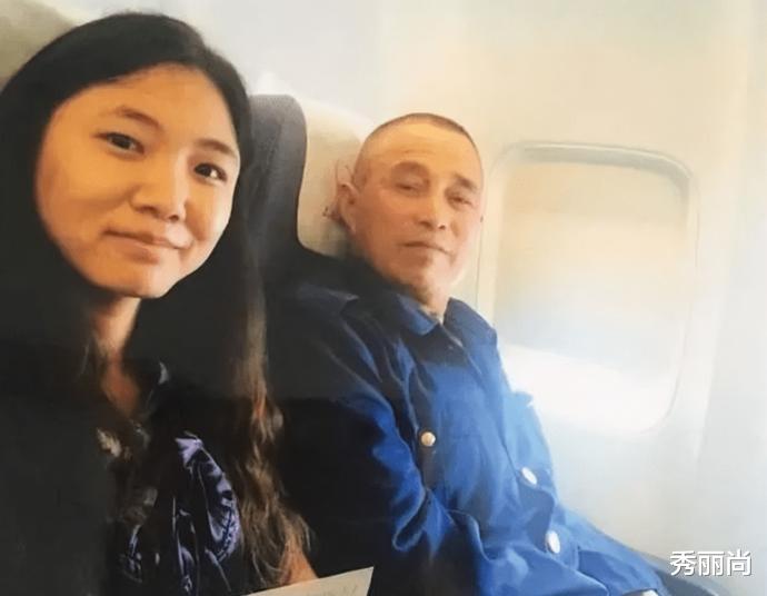 6旬老汉扛着煤气罐,将养女培养成博士,亲生父母拿50万认领女儿