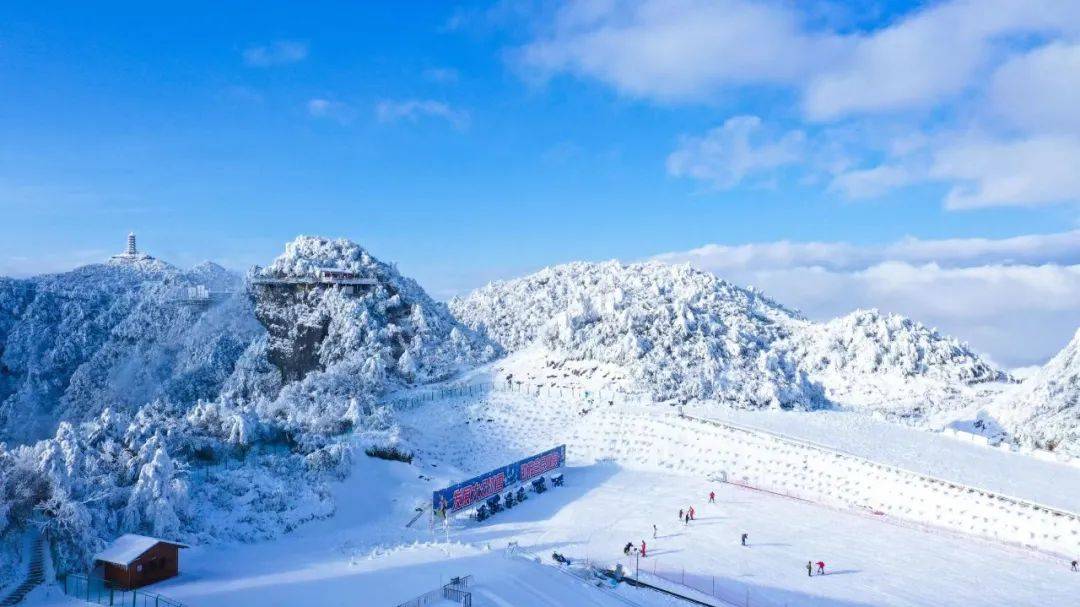 山城|新年玩雪首选巴山大峡谷
