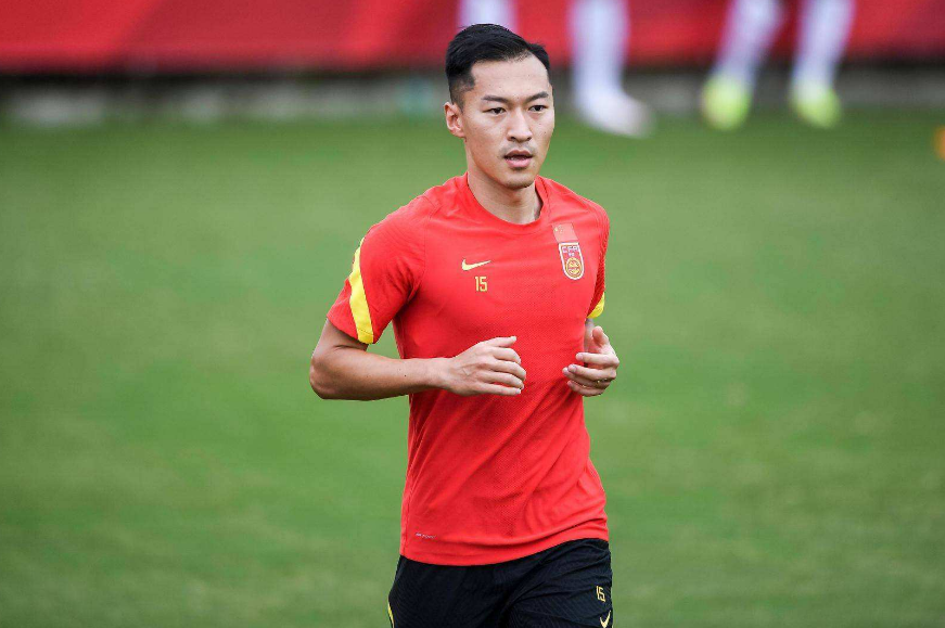 世界杯|请骂醒中国男足！名嘴官宣将解说世界杯，球迷：足坛郭德纲来袭！